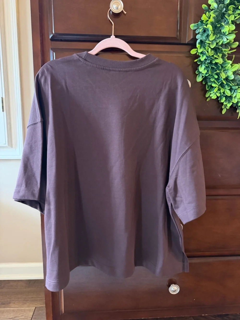 H&M Oversized Short Sleeve Tee - Dark Brown - Picture 2 of 3